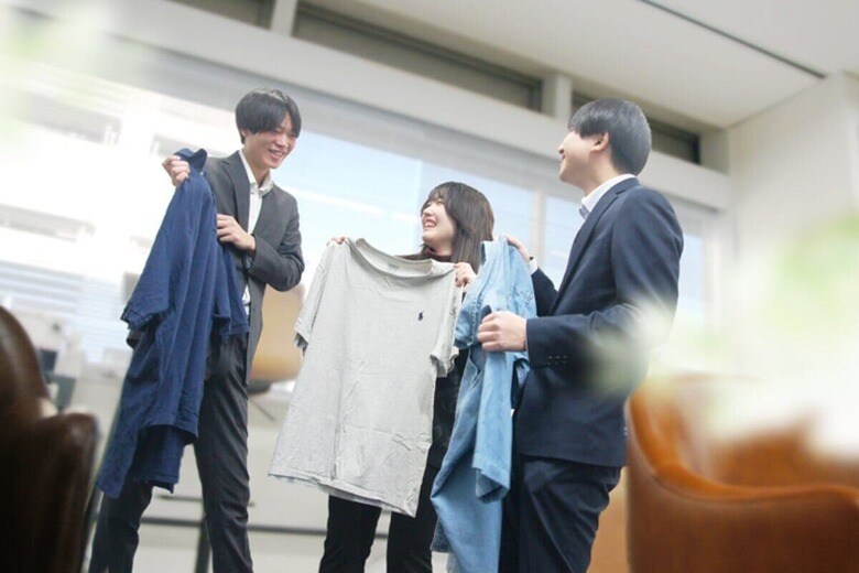 「SELFURUGI早稲田店」のオープンから1年を記念して開催された、全社員が参加するイベントにて