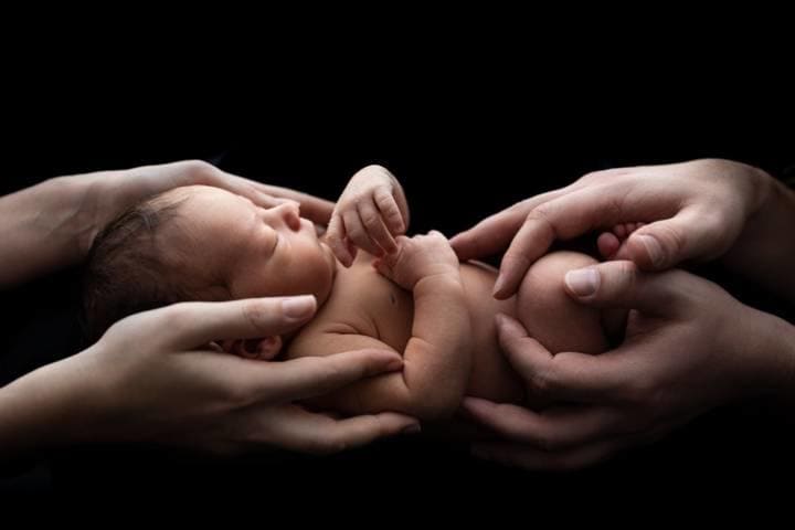 中国でゼロコロナ政策が続けば2023年に再び出生数が激減する予測も（写真はイメージ）　wolfhound911-iStock