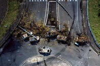 カリブ海の仏領グアドループ、コロナが生んだ路上バリケード