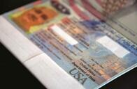 男性でも女性でもない「性別X」のパスポート発行、診断書などは不要