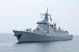 中国艦艇、沖ノ鳥島南西で射撃訓練　日本のＥＥＺ内＝防衛省