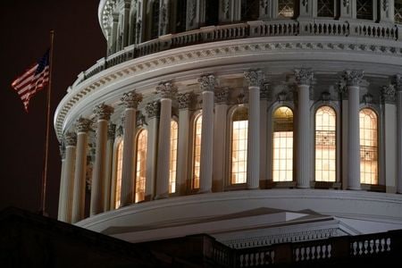 米上院共和党は２８日、現行２８兆４０００億ドルの連邦政府債務上限を２２年末まで適用停止とする法案の採決を阻止した。２０２０年３月撮影（２０２１年　ロイター/Tom Brenner）