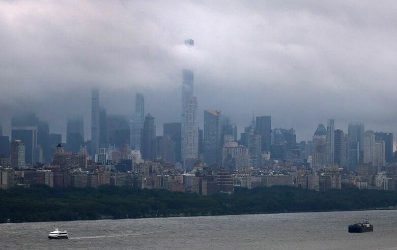 米ニューヨーク市のスカイライン。３日撮影。REUTERS/Mike Segar