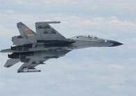 中国戦闘機、東シナ海で米軍機を妨害