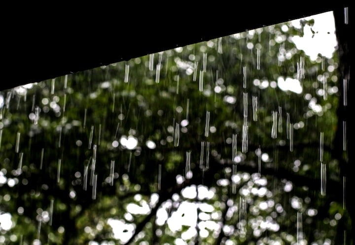 近年は、日本でも「ゲリラ豪雨」や記録的な集中豪雨が増えている。今夏も大雨の被害が相次いだ 撮影：内村コースケ