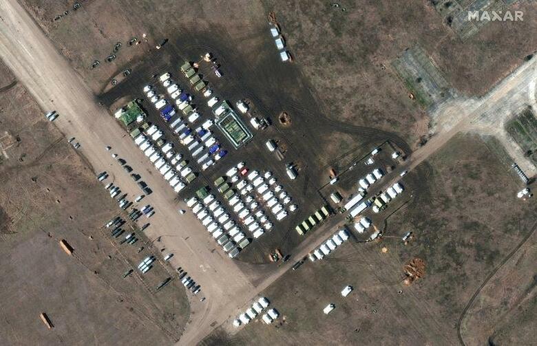米政府は11日、ロシアはウクライナ侵攻に十分な兵力を集結させたと発表した。また、ロシア側が西側諸国に対する強硬姿勢を一段と強めたことを受け、ウクライナ国内にいる米国民に対し24─48時間以内に退避するよう呼び掛けた。10日撮影（2022年　ロイター）