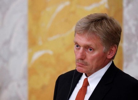 　７月１２日、ロシアのペスコフ大統領報道官は電話会見で、トランプ米大統領が、ロシアにエネルギーを依存するドイツは「ロシアの捕虜だ」と発言したことについて、米国産液化天然ガス（ＬＮＧ）を押し売りしようとする米国のキャンペーンの一環だと批判した。会見に出席する同報道官。５月にサンクトペテルブルクで撮影（２０１８年　ロイター／Grigory Dukor）