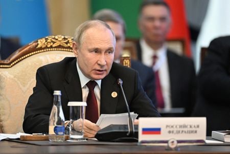 　１２月１３日、ロシアのプーチン大統領（写真）と中国の習近平国家主席は１２月下旬に会談を開く見通し。写真は９日キルギスのビシュケクでの代表撮影（２０２２年／ロイター）