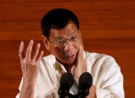 　７月２５日、フィリピンのドゥテルテ大統領が就任後初の施政方針演説に臨んだ。写真はマニラの議会で同日撮影（２０１６年　ロイター／Erik De Castro）