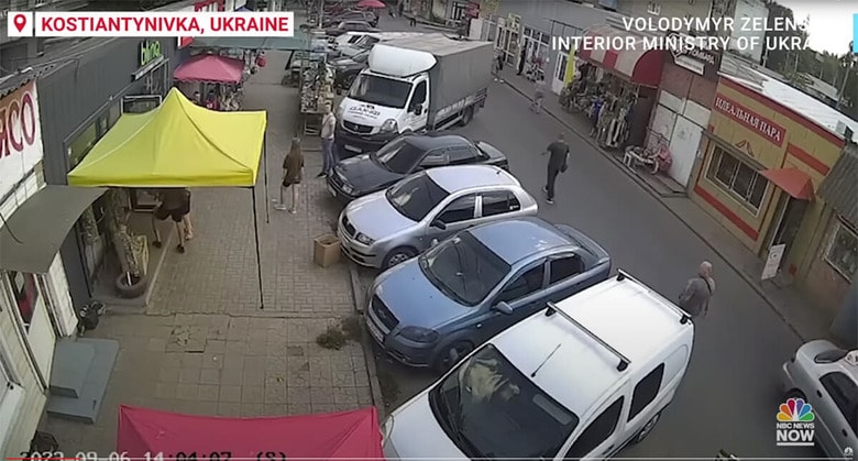 ミサイル着弾寸前の現場（コスチャンティニウカ、9月6日）　NBC News-YouTube