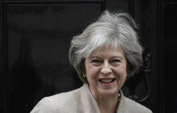 英メイ首相、EUの単一市場と関税同盟からの撤退表明へ
