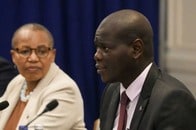 援助打ち切りのアメリカに代わり、中国が南アフリカ支援約束