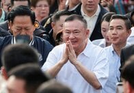 タイのタクシン元首相が仮釈放、昨年9月から収監
