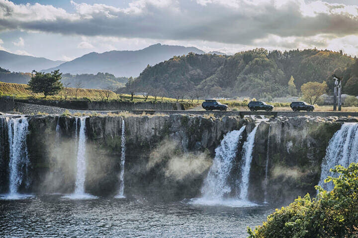 福岡堅樹さんとDEFENDERでめぐる旅
