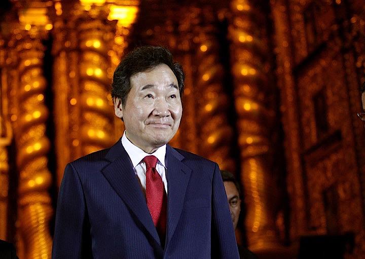 韓国の李洛淵（イ・ナクヨン）首相（写真）は、日本が７月に半導体材料３品目の輸出規制を強化して以来初めて、韓国向けの半導体材料の輸出を許可したと明らかにした。５月に撮影（２０１９年　ロイター／Daniel Tapia）