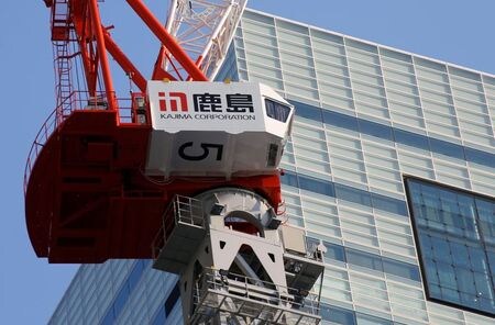 　５月１４日、鹿島が発表した２０２１年３月期業績予想は、売上高が１兆８７００億円（前年比７．０％減）、営業利益が１１１０億円（同１５．５％減）と減収減益を見込んでいる。写真は都内で２０１７年１２月撮影（２０２０年　ロイター／Toru Hanai）