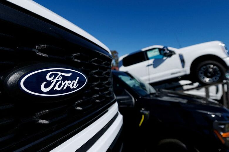 写真はフォードの車両。2025年10月、米カリフォルニア州エンシニータスで撮影。REUTERS/Mike Blake