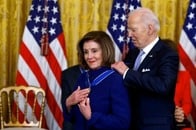 ハリスがトランプに大敗したのは、バイデンが「早く撤退しなかった」せい？ ペロシ元米下院議長が発言