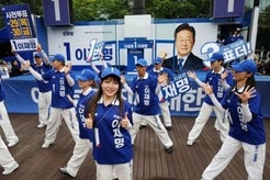 韓国大統領選が浮き彫りにした「男女分断」...若い女性票は李在明氏に
