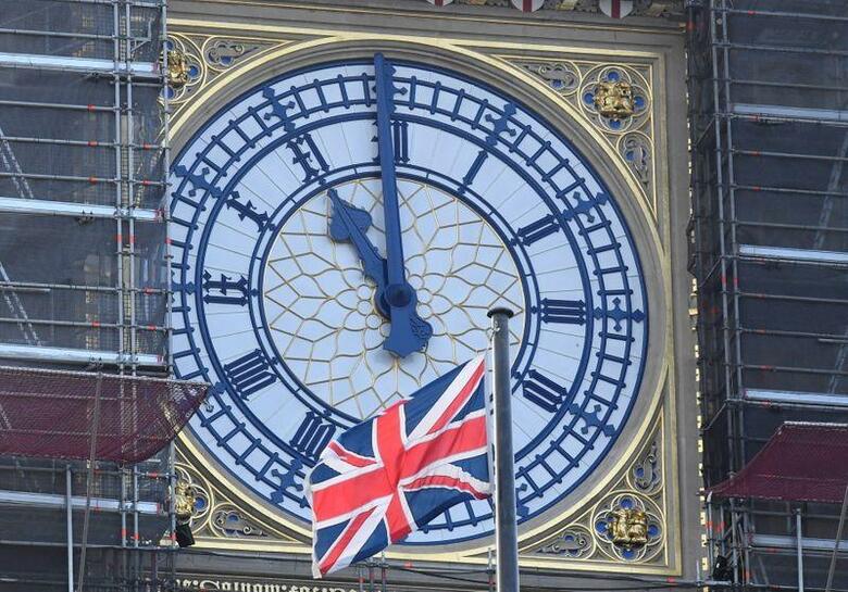 英下院は30日、政府が欧州連合（EU）と合意した自由貿易協定（FTA）を承認した。ロンドンで撮影（2020年　ロイター/TOBY MELVILLE）