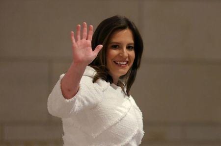 米下院共和党は、ナンバー３のポストから解任されたリズ・チェイニー議員の後任として、エリス・ステファニク議員を選任した。写真は５月１４日、ワシントンで撮影（２０２１年　ロイター／Evelyn Hockstein）