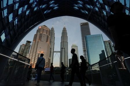　２月１４日、マレーシア政府・中央銀行が発表した２０２４年第４・四半期の国内総生産（ＧＤＰ）は前年比５．０％増で、第３・四半期の５．４％増から減速した。クアラルンプールで２０２３年撮影（２０２５年　ロイター／Hasnoor Hussain）