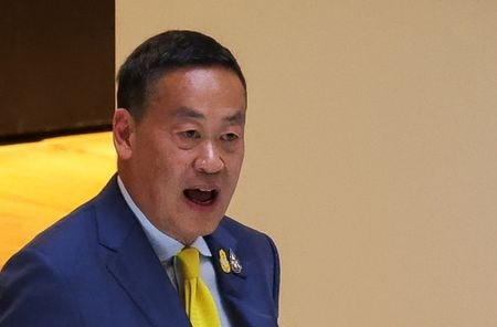 　１０月２日、タイのセター首相（写真）は、デジタルウォレット政策を通じて来年５６００億バーツ（１５２億３０００万ドル）の景気支援を行うと明らかにした。写真は９月、バンコクで撮影（２０２３年　ロイター/Athit Perawongmetha）