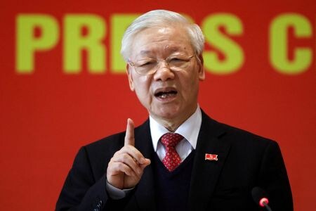 ベトナム共産党のグエン・フー・チョン党書記長が病気療養中のハノイの病院で死去した。８０歳だった。写真は２０２１年２月、ハノイで撮影（２０２４年　ロイター/Kham/File Photo）