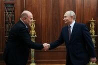 プーチン氏、下院選受けた内閣改造案支持　財務相が副首相も兼任