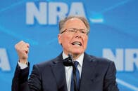 米最強のロビー団体、全米ライフル協会が存続の危機に陥った理由