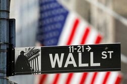 米国株式市場＝Ｓ＆Ｐ・ナスダック反落、対イラン経済制裁を警戒　エヌビディア決算待ち
