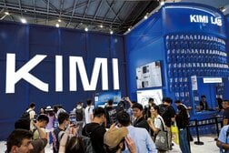 【中国製AI「Kimi」】「アメリカの技術を盗んだ」批判でも無問題…「蒸留」めぐる深謀遠慮