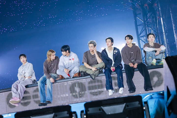 トークコーナーでのBTSメンバー