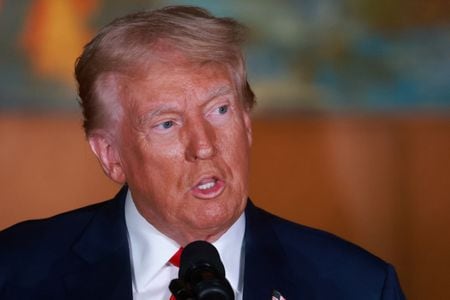 米議会予算局（ＣＢＯ）は１７日、２０２５年度の米財政赤字が前年とほぼ横ばいの１兆８６５０億ドルになるとの見通しを示した。２０２４年８月撮影（２０２５年　ロイター/David Swanson）