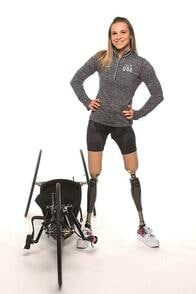 障がいを持ち、産みの親に捨てられた少女を偉大なアスリートに育てたシングルマザー