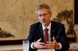 中国、チェコ上院議長の台湾訪問を批判　政府に対応要求
