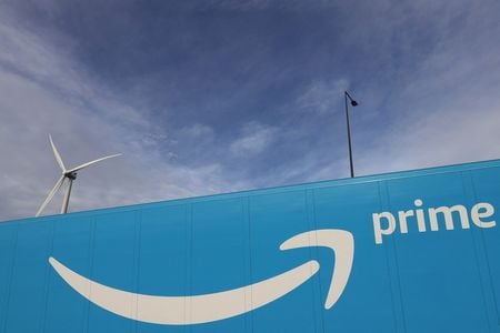 米アマゾン・ドット・コムは１７日、音声アシスタント「アレクサ」部門で「数百人」を削減すると発表した。２０２２年１１月撮影（２０２３年　ロイター/Pascal Rossignol）