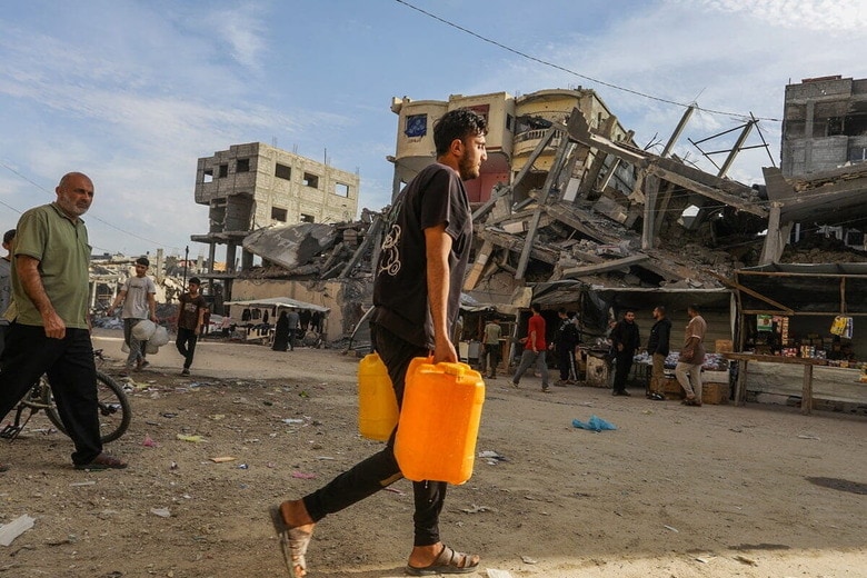 トランプの努力もむなしく、イスラエルによる爆撃も再開された　Anas-Mohammed-shutterstock