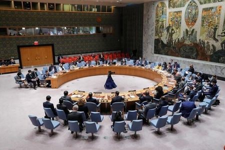 米国のトーマスグリーンフィールド国連大使は１１日、 国連安全保障理事会による北朝鮮制裁強化に反対する中国とロシアを非難した。写真は、国連安保理の議場。２０２２年５月１１日に撮影。（２０２２年　ロイター／Eduardo Munoz）