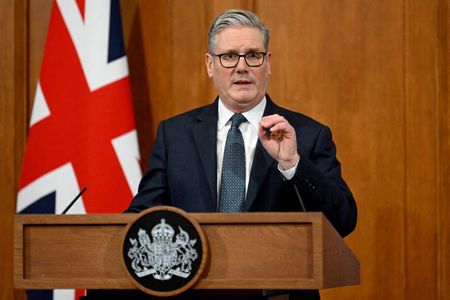 写真はスターマー英首相。3月5日、ロンドンで代表撮影。REUTERS
