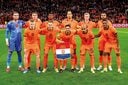 オランダ代表にはリバプールのファンダイク（後列右から3人目）をはじめプレミアで活躍する選手が10人以上もいる　PIETER VAN DER WOUDE-MARCEL TER BALS-DEFODI IMAGE-DEFODI/GETTY IMAGES
