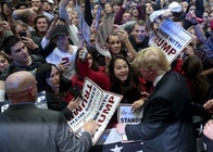 共和党予備選で盛り上がる「政権交代外交」否定論