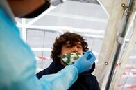 世界のコロナ新規感染､1日約90万人で過去最多に　米25万人･仏20万人超