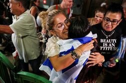 イスラエル行き旅客機襲撃、サウジで副操縦士聴取　ＵＡＥも捜査開始