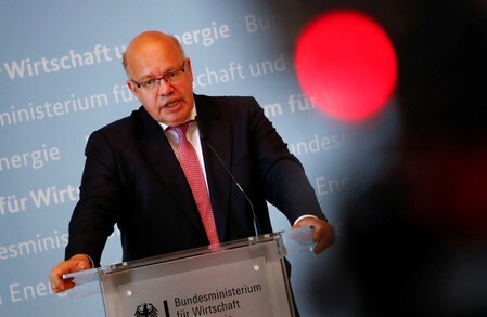 　１０月２２日、ドイツのアルトマイヤー経済相（写真）はサウジアラビア人の反体制記者ジャマル・カショギ氏が殺害された疑惑を巡り、不透明感が晴れない限りはドイツと同様にサウジへの武器売却を中止するよう欧州連合（ＥＵ）加盟国に呼び掛けた。７月撮影（２０１８年　ロイター/Fabrizio Bensch）