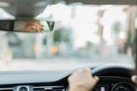 このままだと毎年100万人レベルの交通弱者を生む日本は「移動貧困社会」