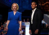 数も不明な小集団が次の英首相を決める不思議