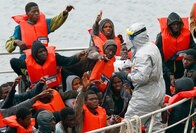 数百人の命を救うドローン