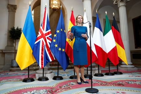 英仏独などのウクライナの主要欧州同盟国の外相らは３１日、マドリードで会合を行い、対ウクライナ支援を倍増させるとともに、新たな対ロシア制裁を検討していると表明した。写真はカラスＥＵ外相。（２０２５年　ロイター/Juan Medina）