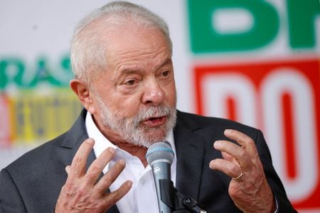 バイデン米大統領は、ブラジルのルラ次期大統領（写真）をホワイトハウスに招待した。１２月２日、ブラジリアで撮影（２０２２年　ロイター/Adriano Machado）